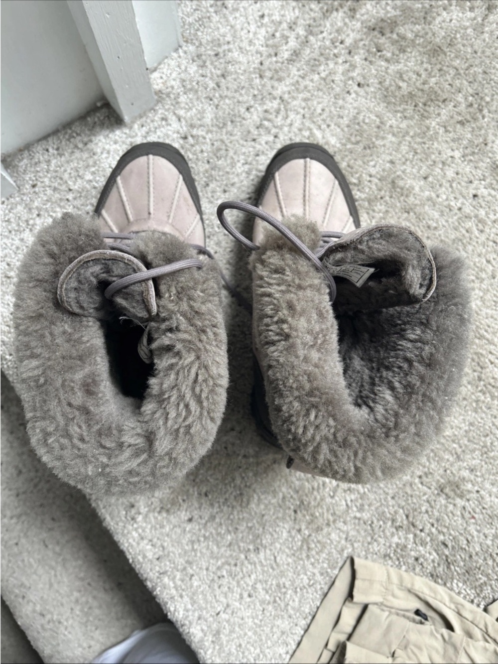 UGG boots women’s size 9.5 - Picture 3 of 5